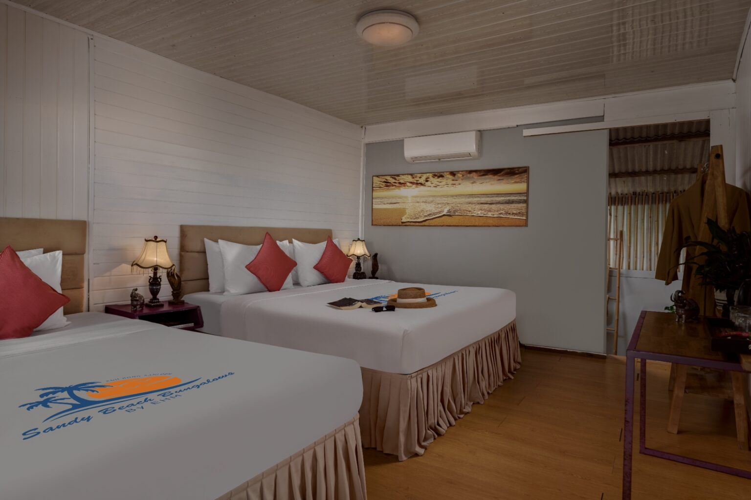 Family Bungalow Beach Front - two beds
